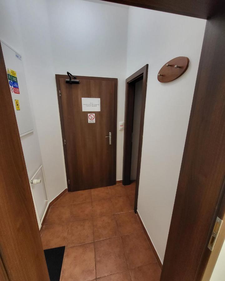 Excellent Apartments In Spa City Center 5 Min Walk From The Colonnade Karlovy Vary Exterior photo