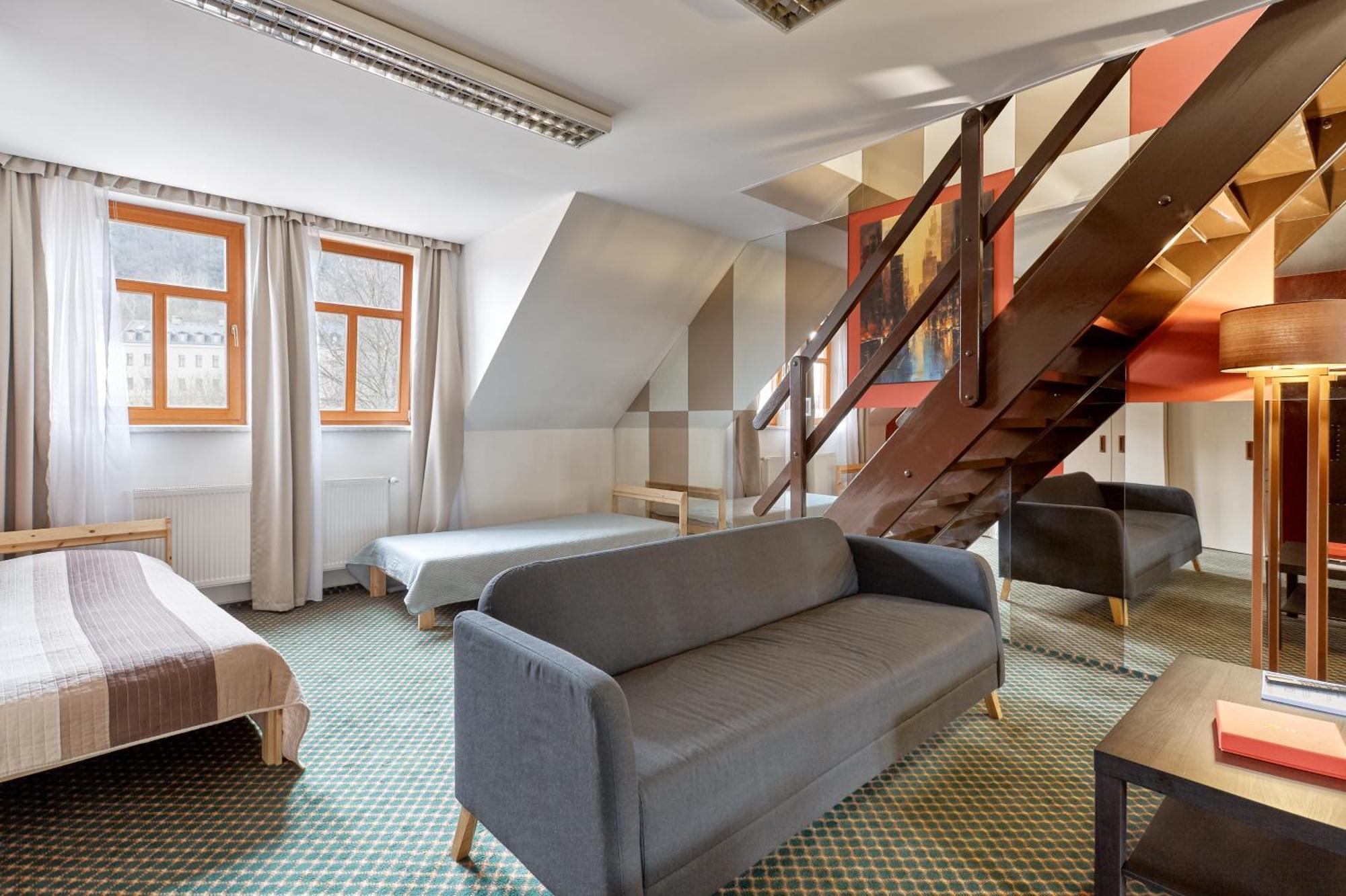 Excellent Apartments In Spa City Center 5 Min Walk From The Colonnade Karlovy Vary Exterior photo