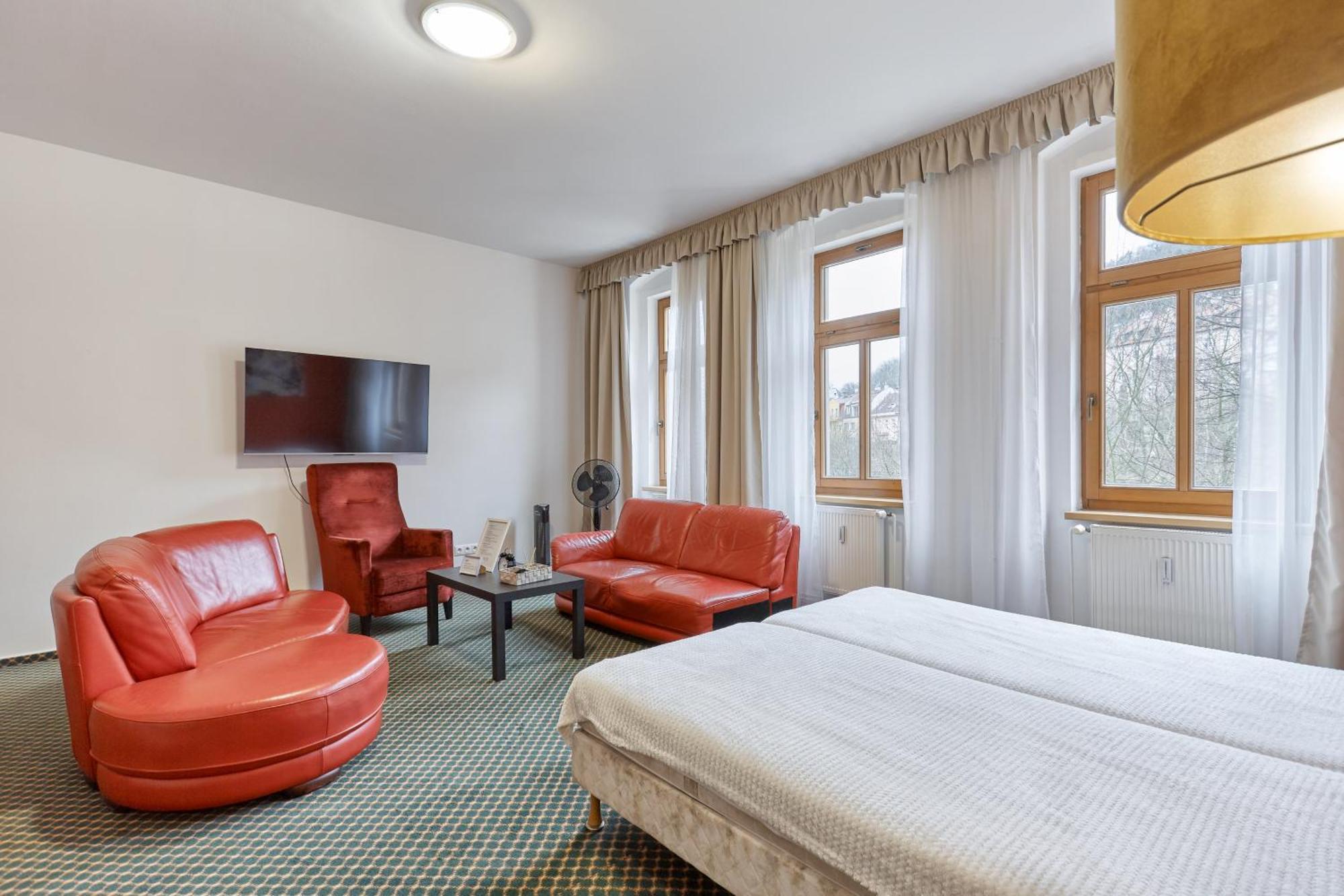 Excellent Apartments In Spa City Center 5 Min Walk From The Colonnade Karlovy Vary Exterior photo