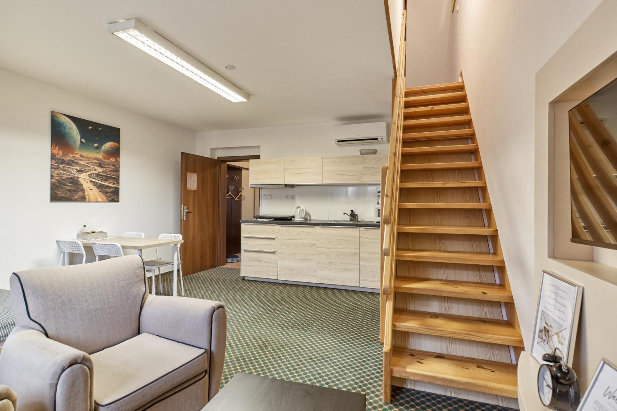 Excellent Apartments In Spa City Center 5 Min Walk From The Colonnade Karlovy Vary Exterior photo